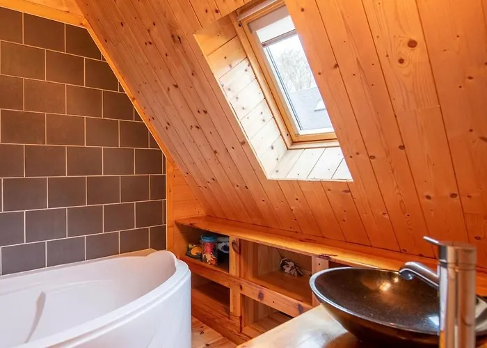 Caledonia - Maison Familiale 4 Avec Jardin Clos - Cote D'albatre 3*